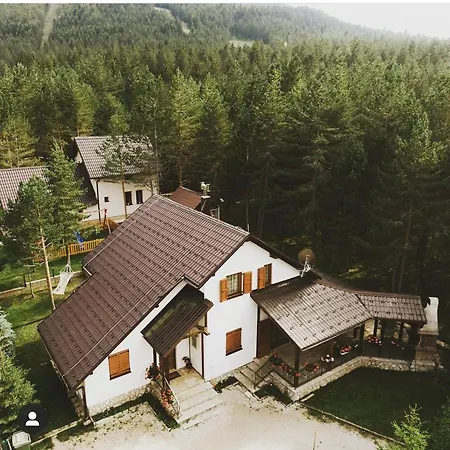 Vikendica Tara Chalet Risovac