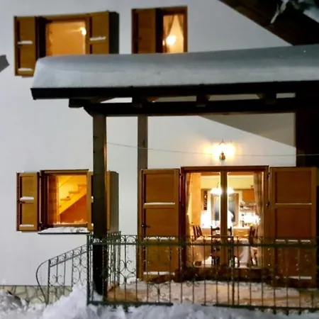 Vikendica Tara * Risovac