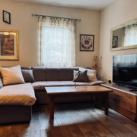 Vikendica Tara * Risovac